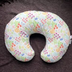 Like-new Boppy pillow + extra cover